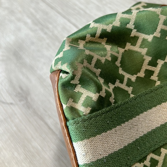 Tommy Hilfiger Purse - Picture 9 of 13